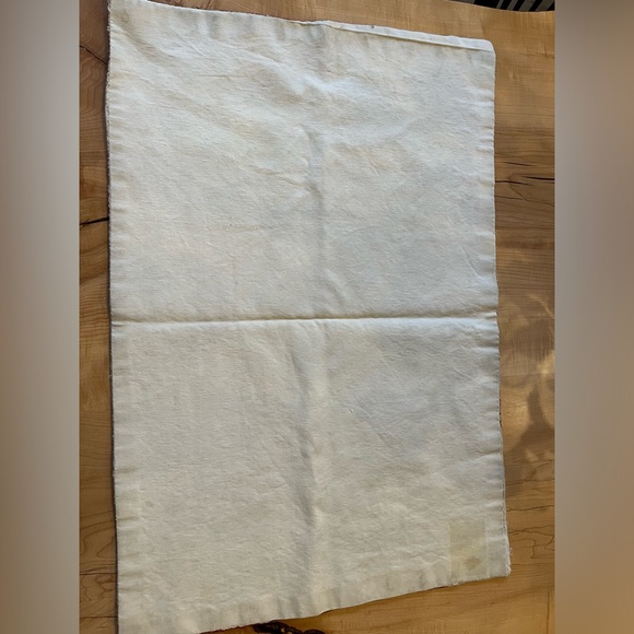 Crewel pillow cover - Picture 2 of 2